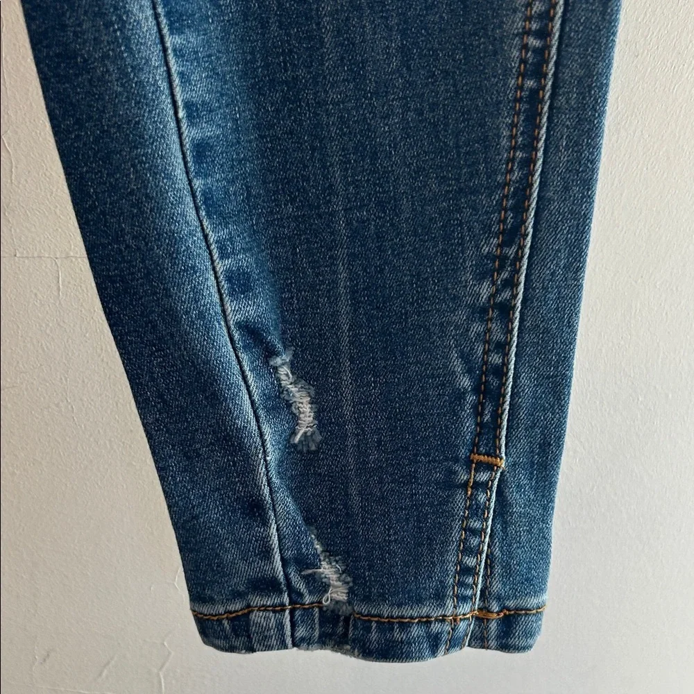 Kan Can Distressed Button fly skinny jeans Size 27 EUC - Picture 4 of 9